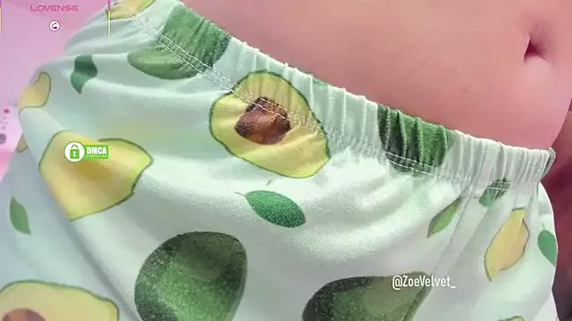 ZoeVelvet on StripChat