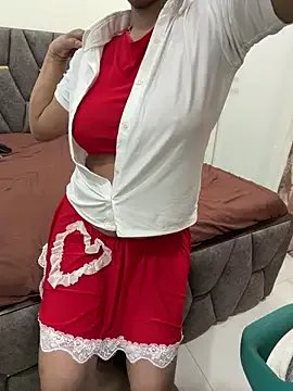 Zoya_Hottest — Full nude in public