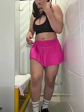 Offline zui_lu on StripChat